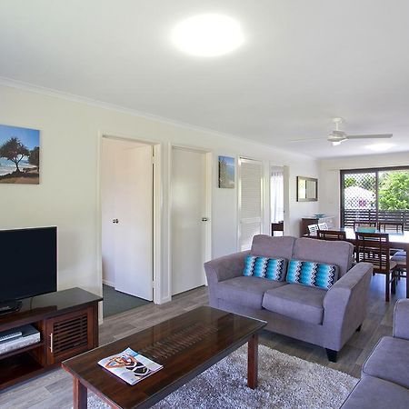 Regency Waterfront Noosa Aparthotel Noosaville Exterior photo