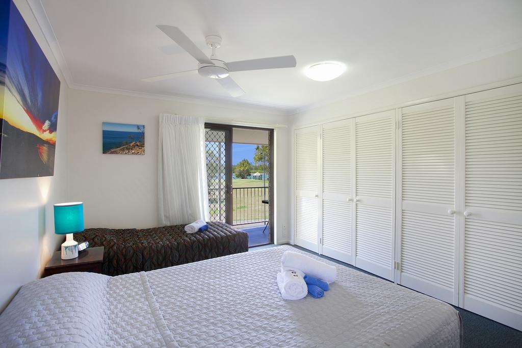 Regency Waterfront Noosa Aparthotel Noosaville Room photo